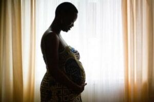 Bénin : Un Élève De 4E Enceinte Sa Professeure De Maths