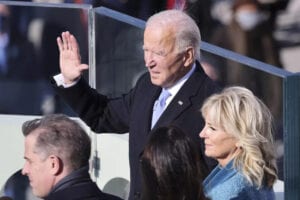 Doingbuzz – Direct Tv : Suivez En Direct L’investiture De Joe Biden