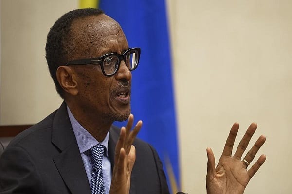 COVID-19 : Le président rwandais Paul Kagame condamne le retard dans la livraison des vaccins en Afrique