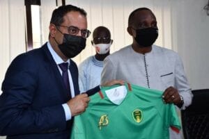 Caf/Élection: Le Candidat Ahmed Yahya En Visite À Conakry