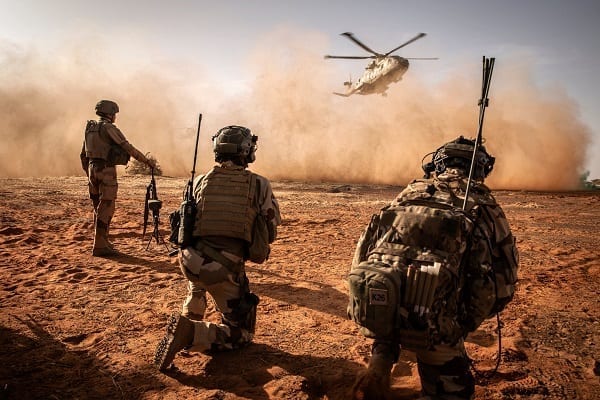 La France Tient À Garder Ses Soldats Région Du Sahel