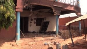 La Maison Du Correspond De Rfi Au Niger, Moussa Kaka Est Incendiée (Photos)