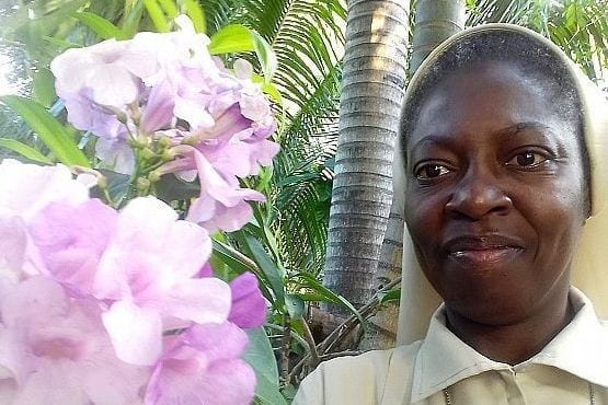 Togo : Cette sœur catholique fait une thèse sur les abus s€xuels des prêtres 