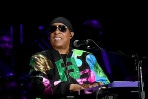 Stevie Wonder Veut Déménager Des Usa Pour Le Ghana