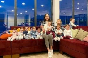 Une Femme De 23 Ans Avec 11 Enfants Veut En Avoir Plus De 100 (Photos)