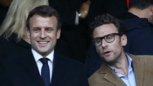 La Ressemblance Entre Emmanuel Macron Et Son Petit Frère Est Surprenante (Photo)