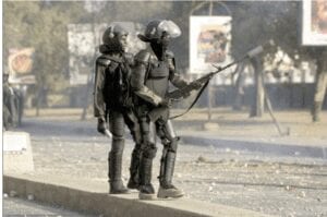 La Présidence Sénégalaise Et Les Bâtiments Officiels Du Centre De Dakar Sont  Placés Sous Haute Protection