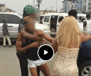 Nigéria : Un Brouteur Devient Fou Et Se Déshabille En Pleine Circulation(Photos)