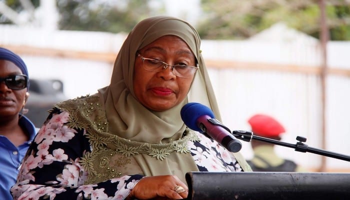 Tanzanie Les Regrets De La Présidente Samia Suluhu Hassan Ma Fille Maccuse Avoir Abandonnée