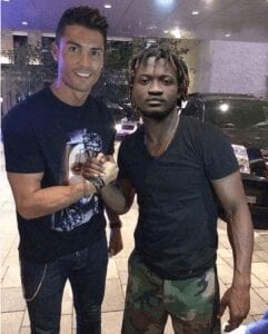 L&Rsquo;Humoriste Ivoirien Ange Freddy Pose Avec Cristiano Ronaldo Et Affole La Toile