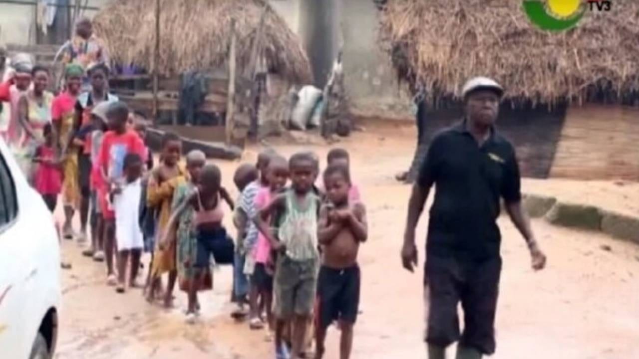 Ghana Il Met Au Monde 100 Enfants Et En Veut Encore Doingbuzz