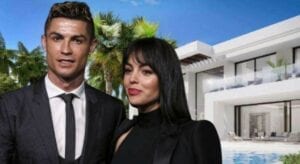 Cristiano Offre À Georgina Un Superbe Cadeau À Madrid