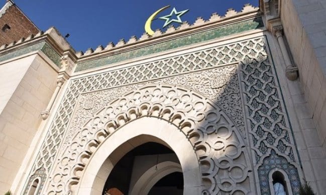France : la grande mosquée de Paris demande une levée du couvre-feu