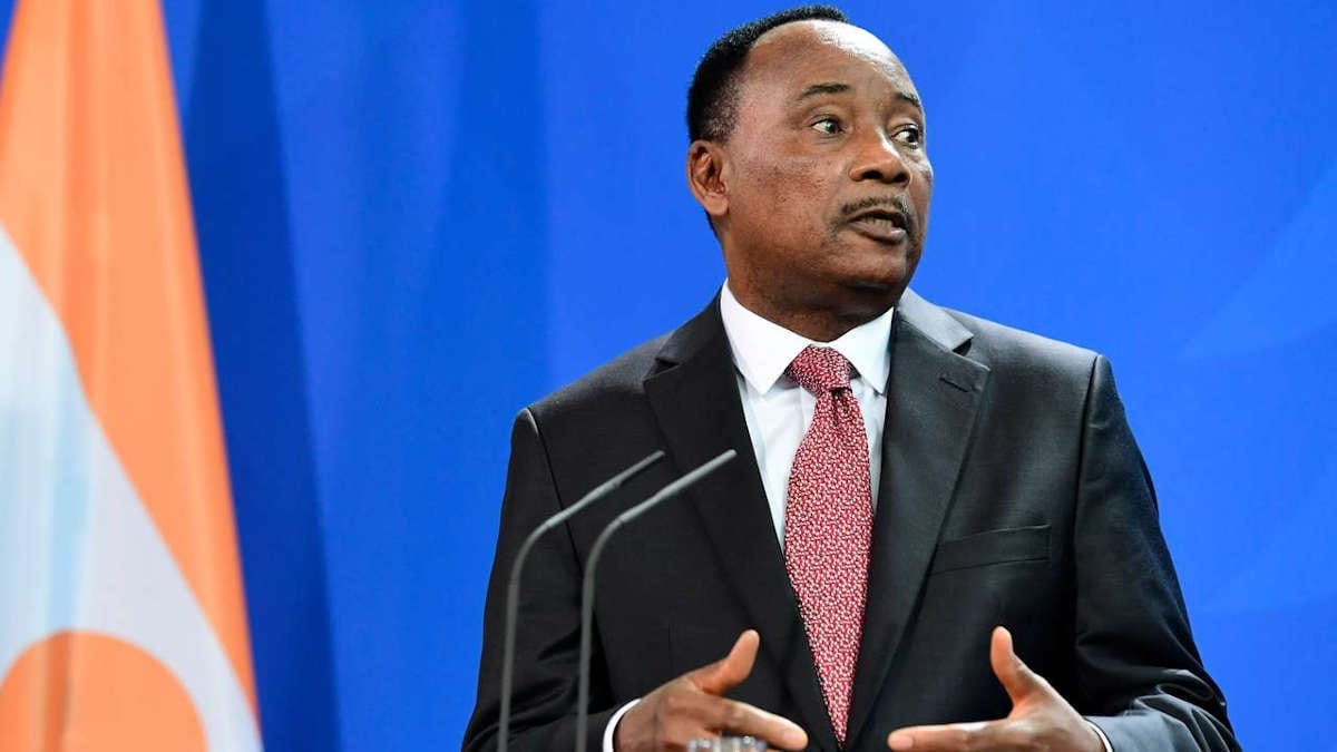 Niger Le Fils De Lancien President Issoufou Nomme Ministre Du Petrole Doingbuzz