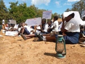 Rdc : La Police Arrête Une Soixante D’élèves En Sit-In À La Mairie De Beni