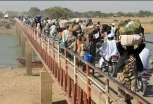 Tchad : Des Habitants  Fuient Et Font Des Stocks De Nourriture