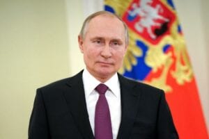 Vladimir Poutine Signe Une Loi L&Rsquo;Autorisant À Briguer D&Rsquo;Autres Mandats