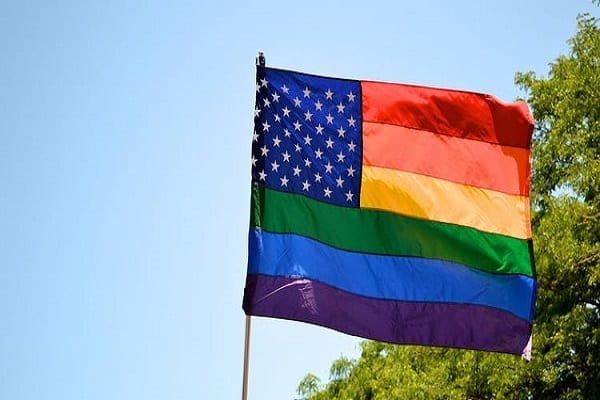 Les Ambassades Américaines Dans Le Monde Désormais Autorisées À Faire Flotter Les Drapeaux Des Homosexuels