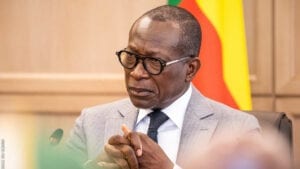 France : Les Opposants De La Diaspora Disent Non À Une Prolongation Du Mandat De Patrice Talon