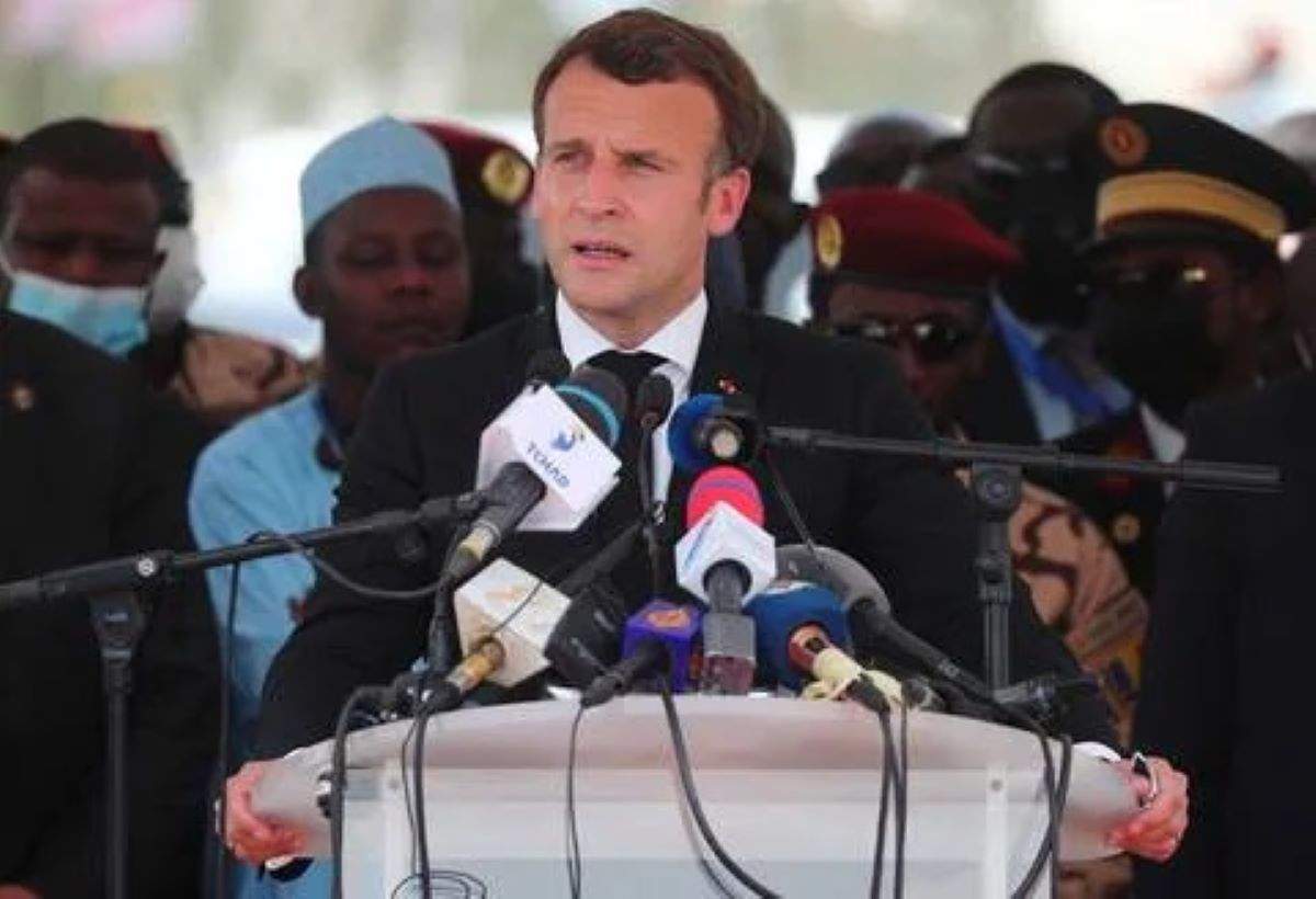 Présent Aux Obsèques D’idriss Déby, Emmanuel Macron Prend Des Engagements Fermes