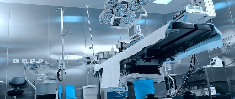 patient table dopération panne scandale - La vidéo d'un patient sur une table d'opération en panne fait scandale (video)