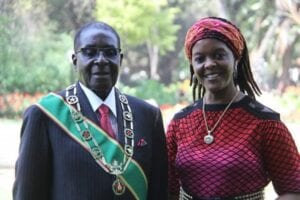 Accusée D’avoir Enterré Indignement Robert Mugabe, L’ancienne Première Dame Fait Face Au Tribunal