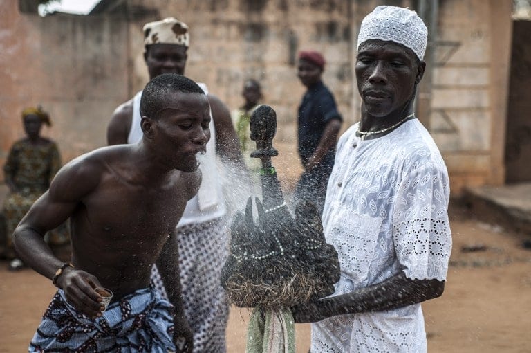 Afrique De Louest Le Culte Du Vaudou Polygamie Sous Culture