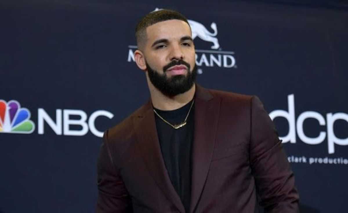 Drake Entre Dans L'Histoire En Faisant La Couverture De Ce Célèbre Magazine