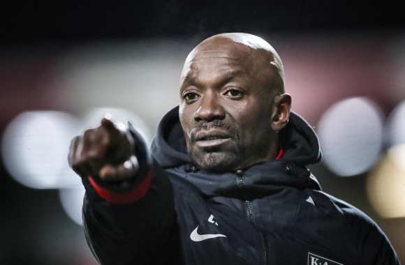 FootballClaude Makélélé valises RDC  - Football: Claude Makélélé pose ses valises en RDC !