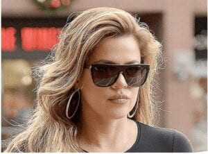 Khloe Kardashian Atteinte D&Rsquo;Une Tumeur « Incroyablement Rare » Au Visage