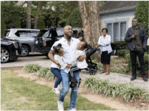 La Grosse Colère De Davido Quand Sa Fille Tente De Faire Un Twerk