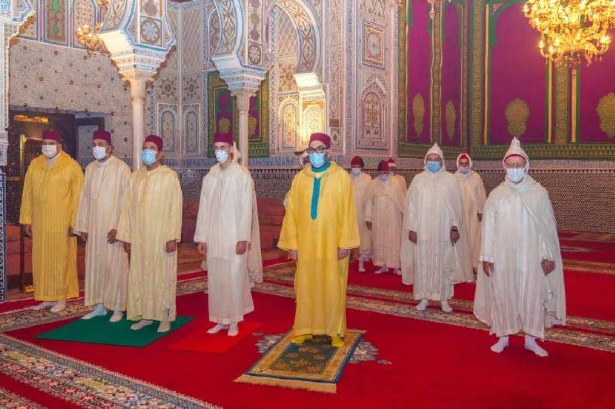 Le Roi Mohammed Vi A Commémoré La Nuit Du Destin À Fès