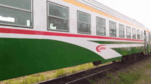 Le Train Intercity Revient Sur Les Rails Camerounais