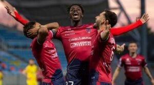 Mohamed Bayo Entre Dans L’histoire Avec Clermont