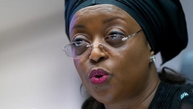 Nigeria : Une Ministre Vole 153 Millions De Dollars Et Achète Près De 100 Maisons