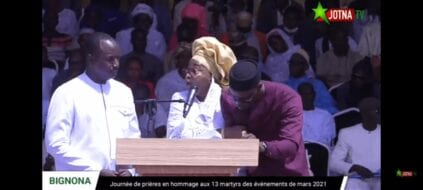 Sénégal: L’opposant Ousmane Sonko Fait Un Malaise En Plein Direct (Photos)