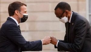 Visite Au Rwanda : Emmanuel Macron Continue Son Opération De Charme En Afrique