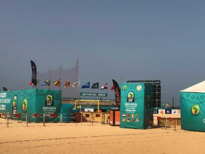 laire de jeu 696x522 1 - Sénégal: Comment Saly vit la CAN de Beach Soccer