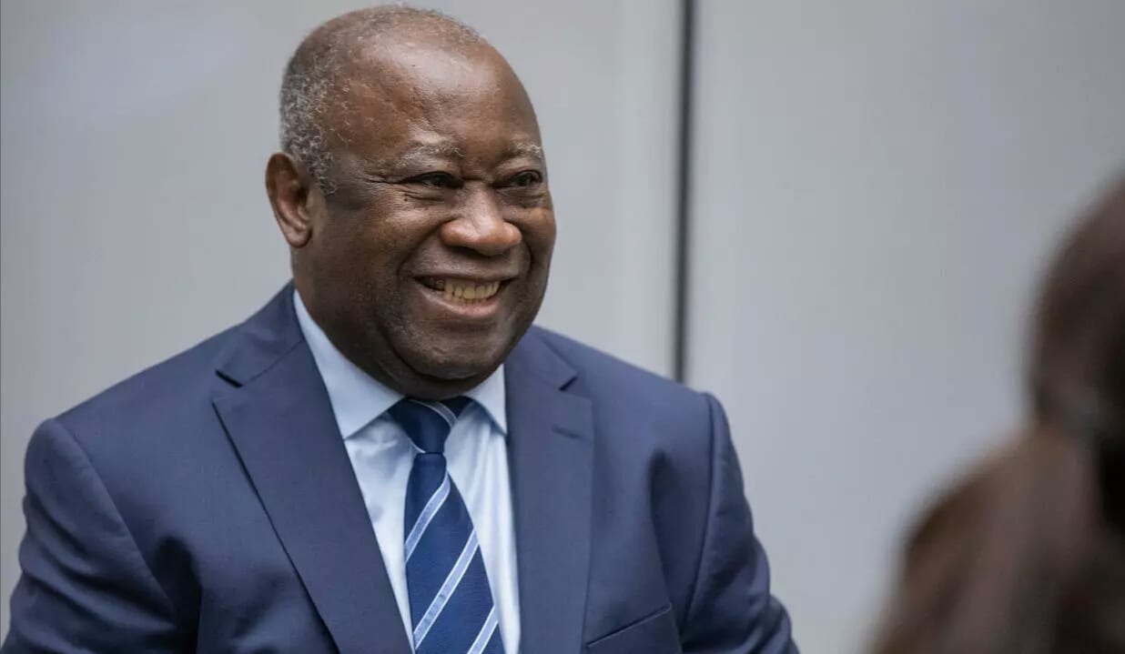 Laurent Gbagbo Vient D’Embarquer Pour La Côte D&Rsquo;Ivoire ( Vidéo)