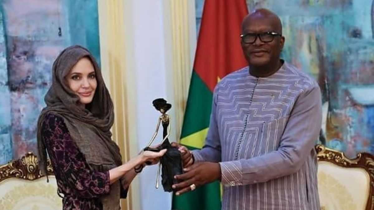 Angelina Jolie Porte Du Made In Burkina Faso !