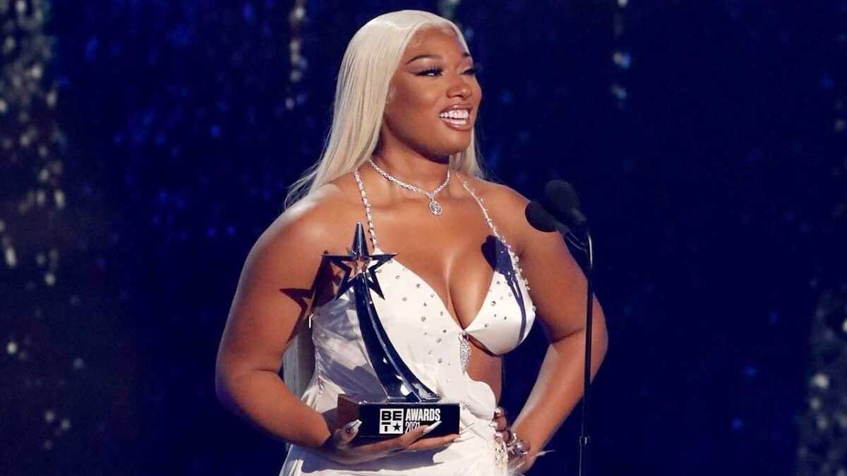 BET Awards 2021 : Cardi B et Beyoncé font triompher Megan Thee Stallion