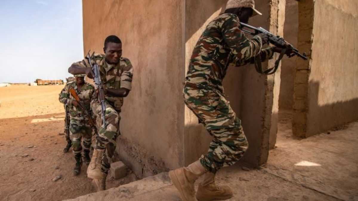 Des assaillants à moto tuent une dizaine de villageois dans l’Ouest du Niger