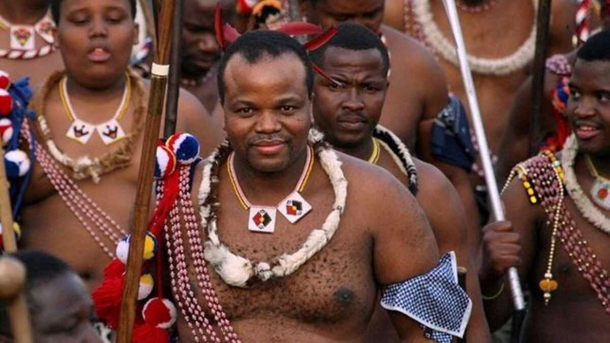 Eswatini : Le Roi Mswati Iii Aurait Pris La Fuite Au Milieu Des Manifestations