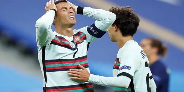 Euro 2020 : La Colère De Roy Keane « C’est Un Imposteur, Si J’étais Ronaldo Je Le Poursuivrais »