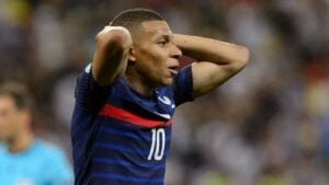 Euro 2021 : Mbappé Tombe Devant La Suisse De Breel Embolo