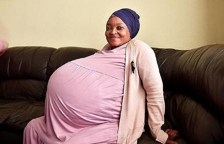 Incroyable/ La sud-africaine qui a accouché de 10 bébés n’a jamais été en grossesse: son mensonge découvert