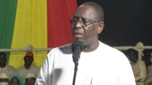 Macky Sall Accueilli Par Des Thiessois En Colère