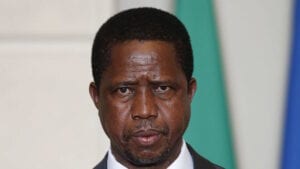 Zambie : Le Président Lungu S’évanouit Au Cours D’une Cérémonie Officielle