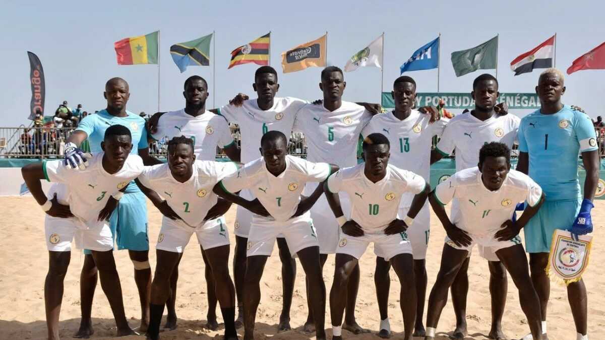 Beach Soccer Mondial Le Sénégal Hérite Du Portugal Uruguay Oman