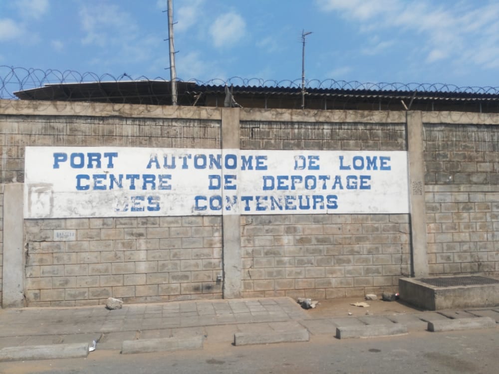 Togo: L&Rsquo;Incendie Au Niveau Du Port De Lomé Est Toujours En Cours ( Photos) 